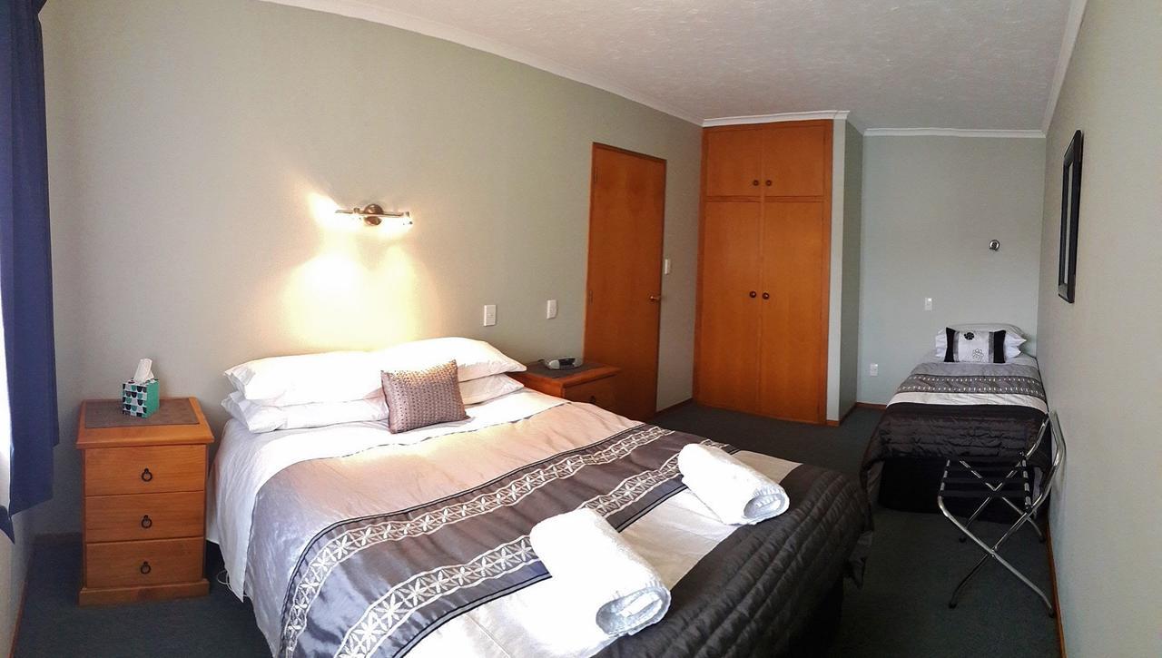Academy Lodge Motel Ашбертон Экстерьер фото